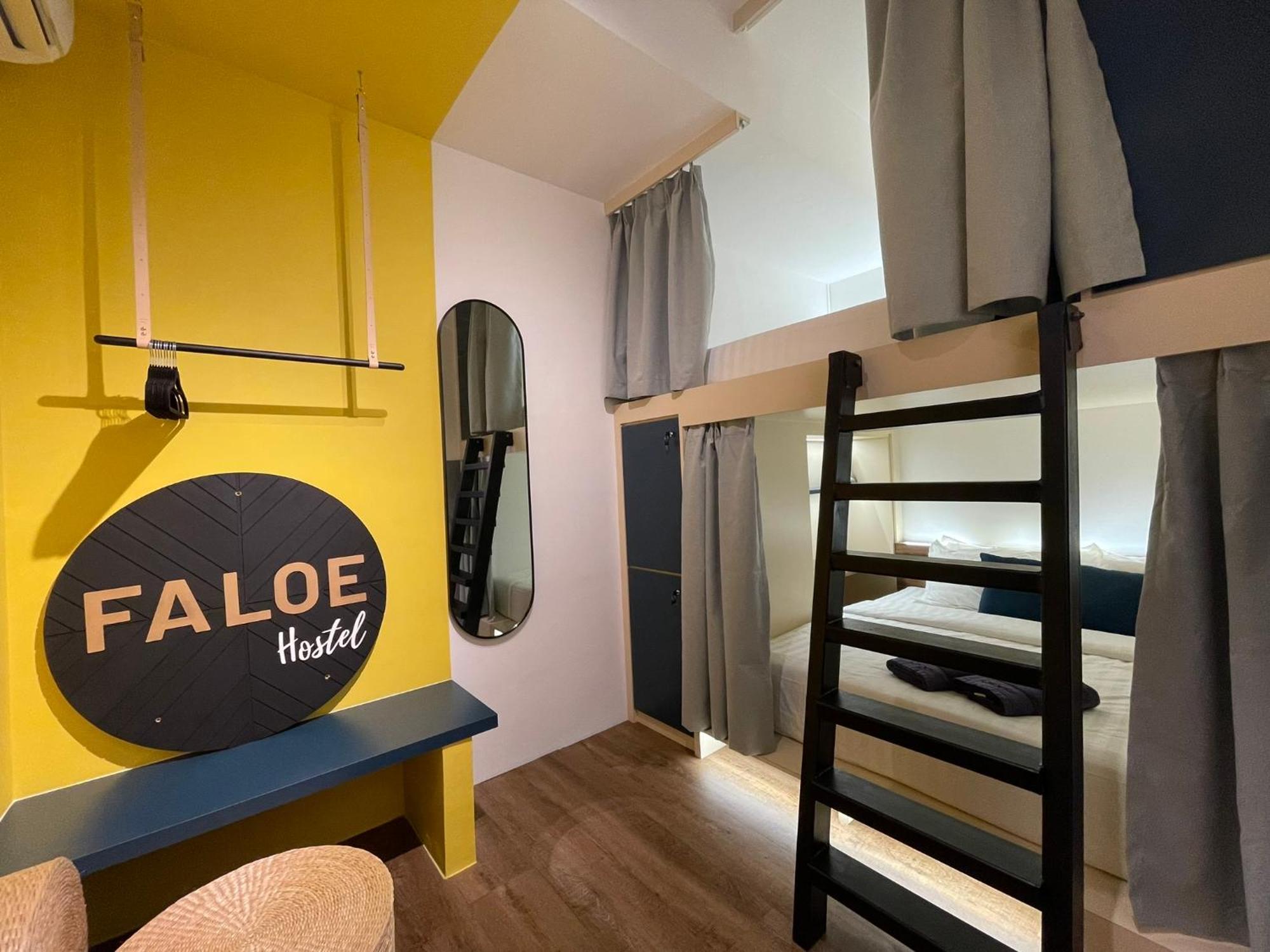 Hostel Faloe *